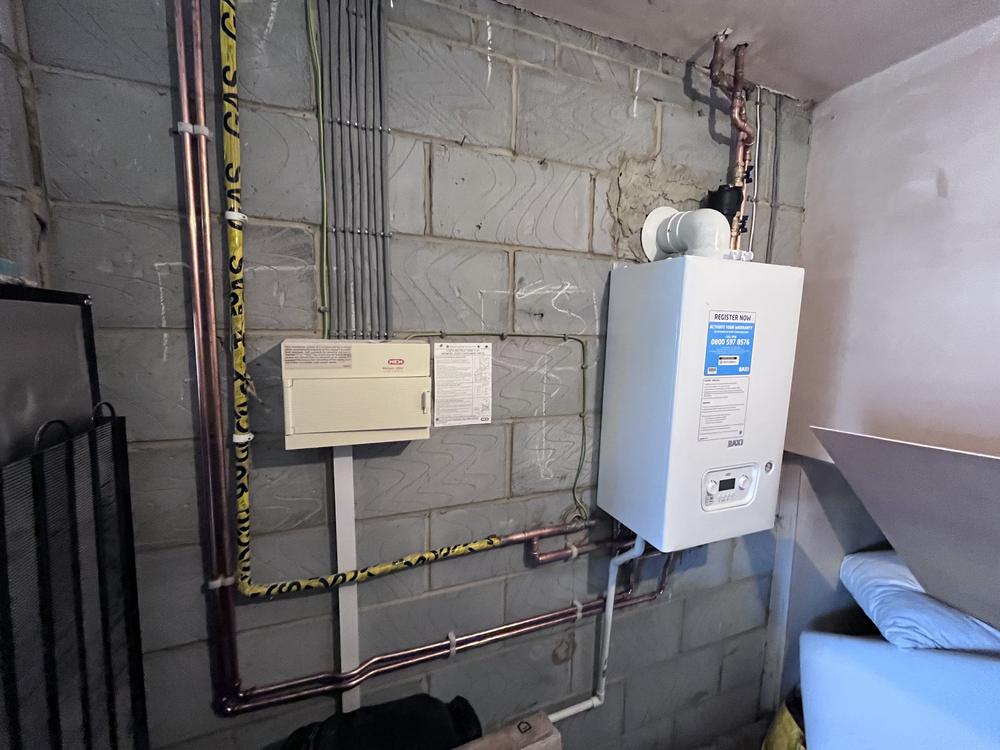 New combi boiler installation with magnetic filter after full system conversion